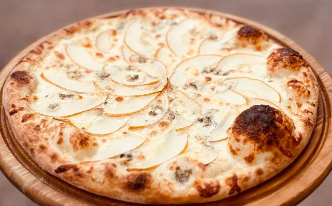 Сирна з Грушею